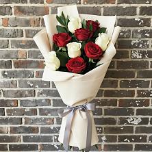 Букет цветов из:  Розы в Коммунистический