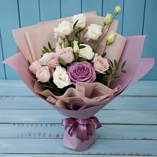 Букет цветов из:  Розы и Лизиантусы в Коммунистический