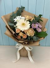 Букет цветов из:  Герберы и Хризантемы #REPLACE_PRED# Коммунистический