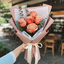 Букет цветов из:  Розы в Коммунистический