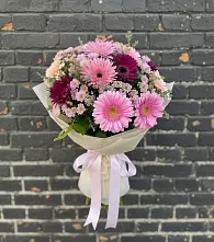 Букет цветов из:  Герберы и Хризантемы в Коммунистический