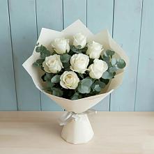 Букет Белые розы в Эвкалипте в Коммунистический