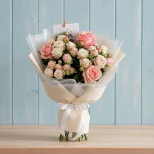 Букет цветов из:  Розы в Коммунистический