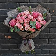 Букет цветов из:  Розы #REPLACE_PRED# Коммунистический