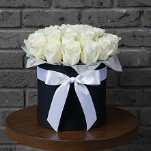 Цветочная композиция из Розы в шляпной коробке в Коммунистический